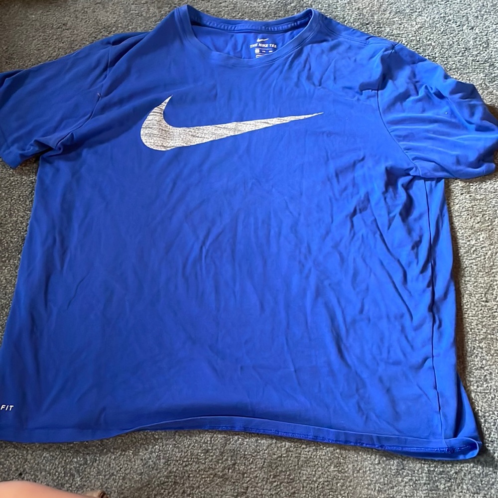 mens t shirt
